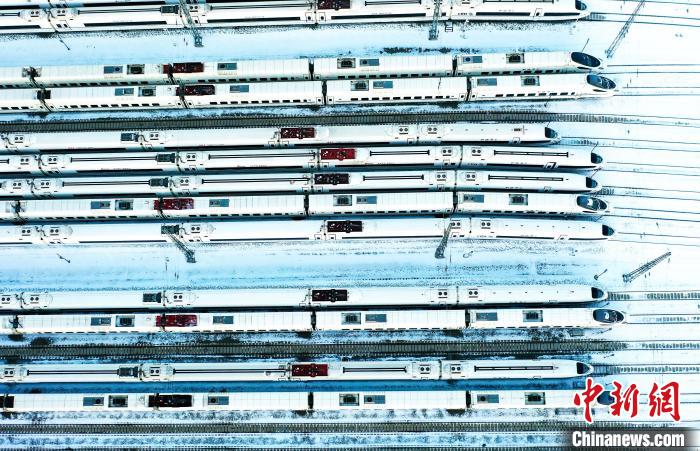 哈鐵管轄高鐵動(dòng)車組?！」F提供