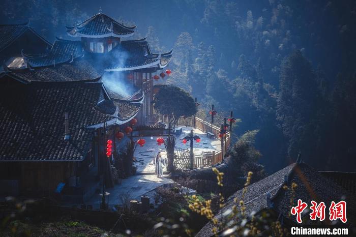 藏于溆浦雁鵝界的古村落?！∷巫娲?攝