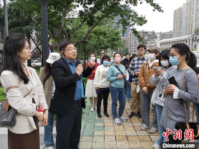 活動現(xiàn)場。　范宇斌 攝