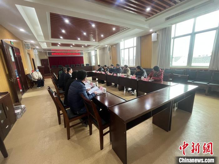 寧波大學東海研究院召開相關(guān)工作會議。(資料圖) 寧波大學東海研究院供圖