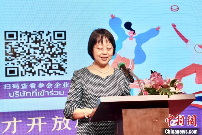 泰國舉辦中泰人才校園招聘會(huì)超百家中資企業(yè)進(jìn)場(chǎng)招人