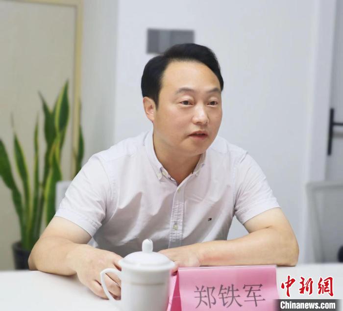 寧德市臺(tái)港澳辦主任鄭鐵軍講話。　吳允杰 攝