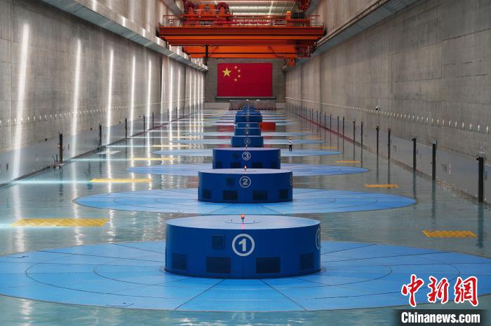 三峽左岸電廠?！￡愋?攝