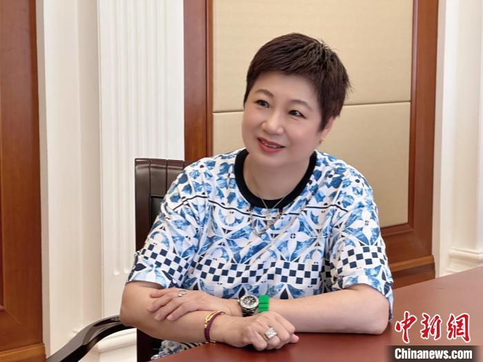 專訪榮毅仁侄女榮智豐：不想為“榮”字丟臉，要做最好