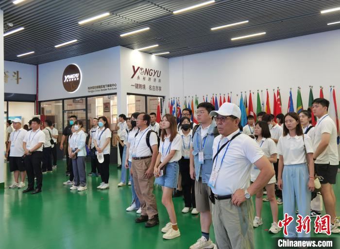 臺(tái)灣青年參訪浙江?！□U夢妮 攝