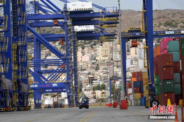 比雷埃夫斯港項(xiàng)目作為中國希臘共建“一帶一路”合作的旗艦項(xiàng)目，受到社會(huì)各界廣泛關(guān)注。 <a target='_blank' href='/'><p  align=