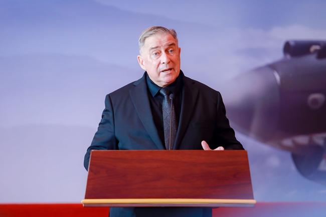 2023年10月30日，美中航空遺產(chǎn)基金會(huì)主席杰弗里·格林在中國(guó)人民抗日戰(zhàn)爭(zhēng)紀(jì)念館的活動(dòng)中發(fā)表講話。中國(guó)人民對(duì)外友好協(xié)會(huì)供圖