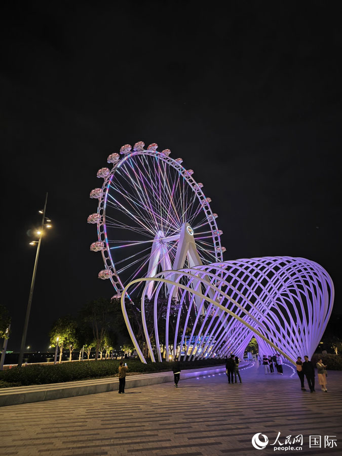 灣區(qū)之光摩天輪。人民網(wǎng) 田易攝