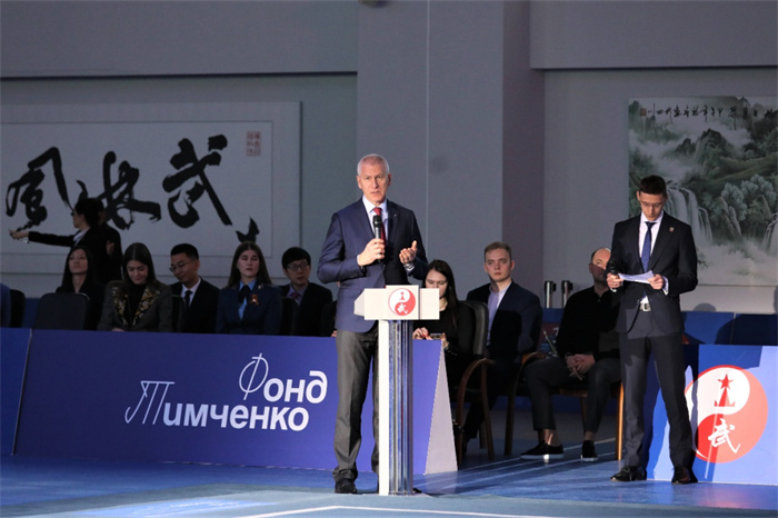 俄羅斯體育部長馬特欽致辭。駐俄羅斯大使館供圖