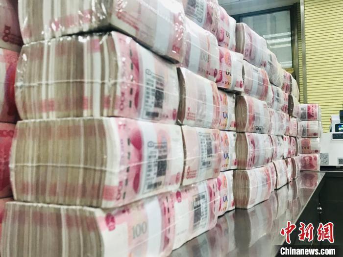 資料圖：人民幣。 艾慶龍 攝