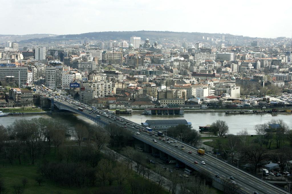 這是2015年3月30日拍攝的塞爾維亞首都貝爾格萊德老城區(qū)。貝爾格萊德是塞爾維亞的首都，坐落在薩瓦河和多瑙河的交匯處，是歐洲最古老的城市之一。新華社發(fā)（普雷德拉格·米洛薩夫列維奇攝）