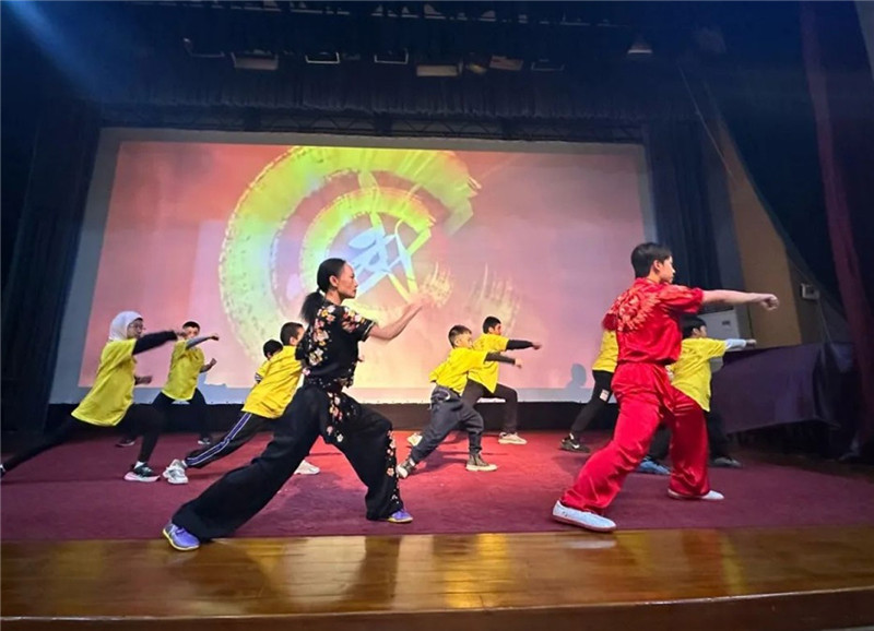 圖為2023“中華文化大樂園—埃及開羅營(yíng)”閉幕式活動(dòng)現(xiàn)場(chǎng)。主辦方供圖