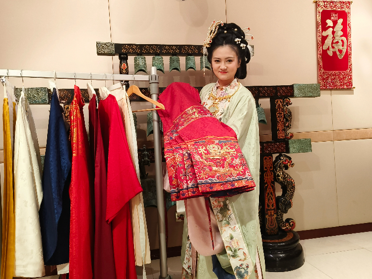 馬耳他中國(guó)文化中心的漢服展示。馬耳他中國(guó)文化中心供圖