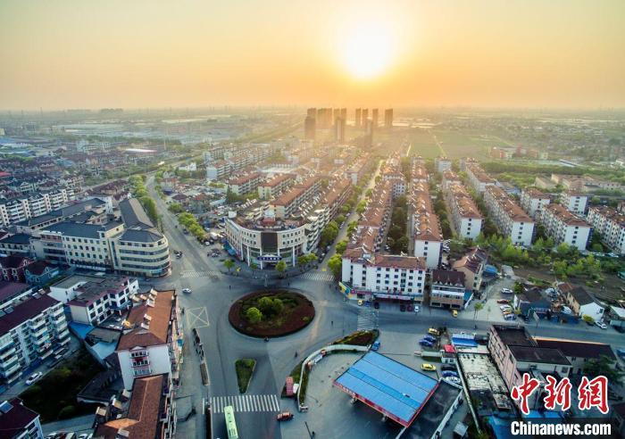 資料圖；位于上海南郊奉賢區(qū)最東部的四團鎮(zhèn)。 供圖