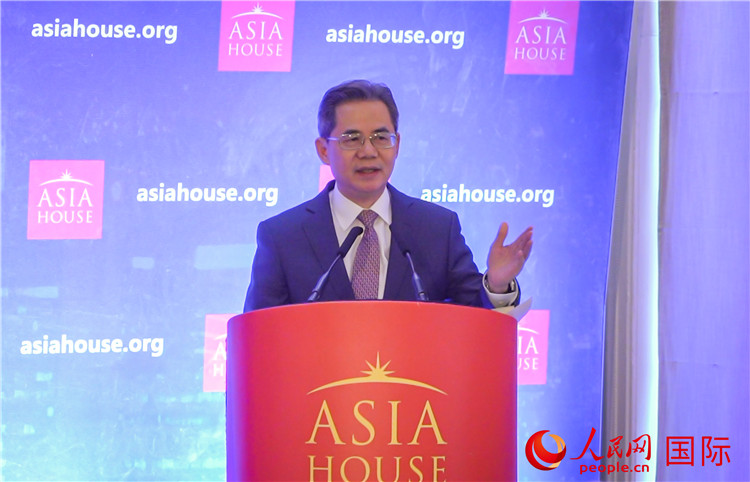 鄭澤光大使強調，中國經濟長期向好的總趨勢不會改變。人民網 郭錦標攝