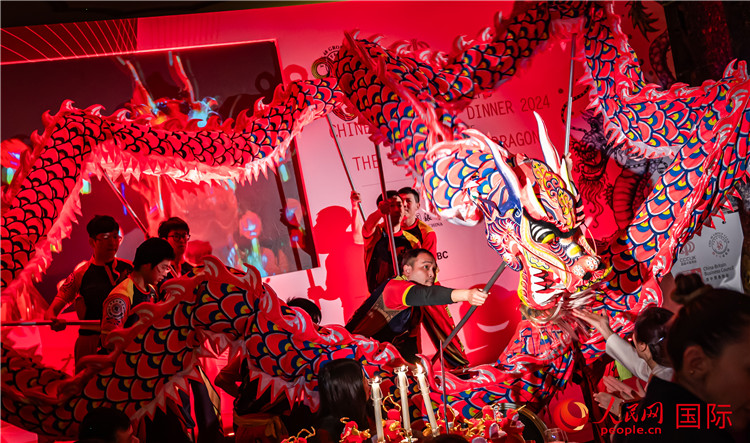 “共慶中國年 共享新機遇”破冰者新春晚宴現(xiàn)場盛況。人民網(wǎng) 郭錦標攝