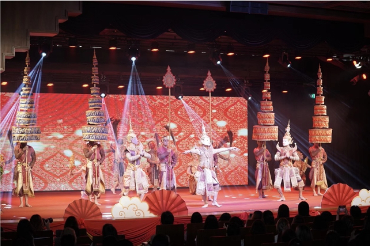 圖為2024“歡樂春節(jié)”中泰互致新春賀辭活動現(xiàn)場。 中國駐泰國大使館文化處供圖