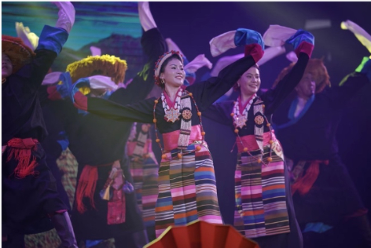 圖為2024“歡樂春節(jié)”中泰互致新春賀辭活動現(xiàn)場。 中國駐泰國大使館文化處供圖