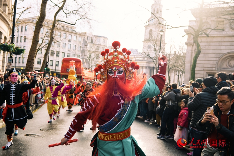 倫敦新春慶典現(xiàn)場。人民網(wǎng) 郭錦標(biāo)、楊浩鵬攝