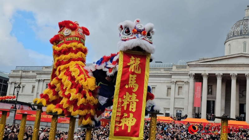 倫敦新春慶典現(xiàn)場。人民網(wǎng) 郭錦標(biāo)、楊浩鵬攝