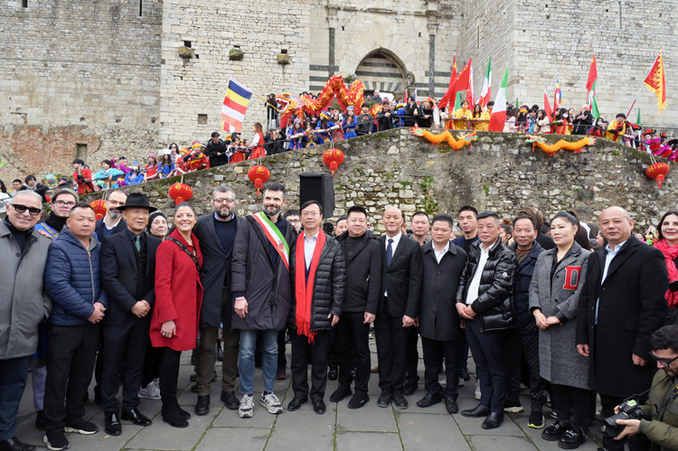 參與活動(dòng)嘉賓合影。主辦方供圖