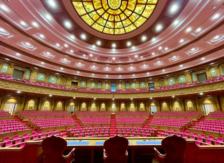 第1視點(diǎn)丨這兩座大樓，見證著中塔友誼