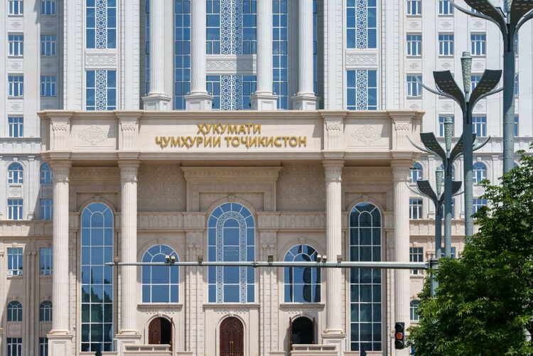 第1視點(diǎn)丨這兩座大樓，見證著中塔友誼