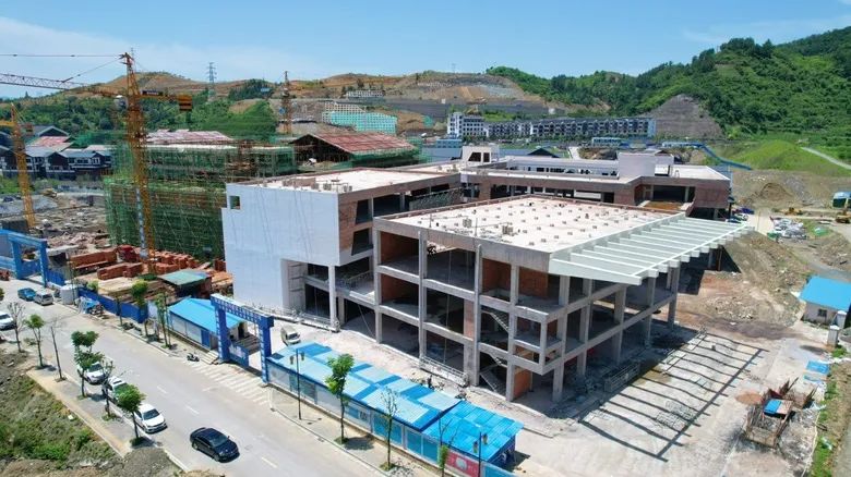 正在建設(shè)中的土家織錦文化創(chuàng)意園 全?，摂z