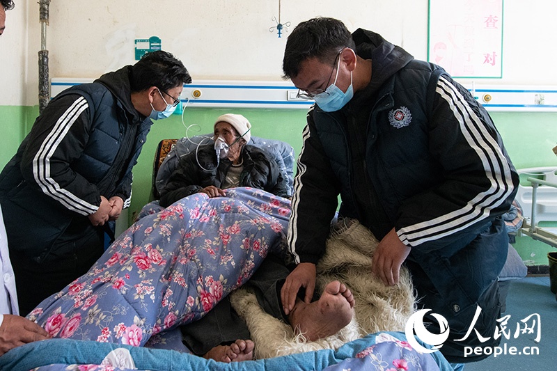 震中日記｜“謝謝，曼巴啦！”
