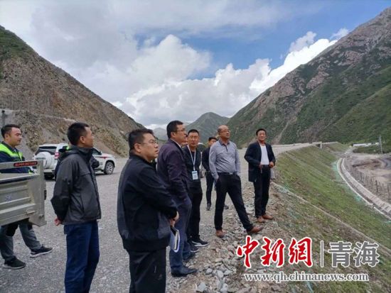 圖為生態(tài)環(huán)保專項(xiàng)督查現(xiàn)場(chǎng)。 孫舒亞攝