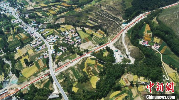 圖為引大濟湟北干渠二期的倒虹吸。(資料圖) 青海省水利廳 供圖