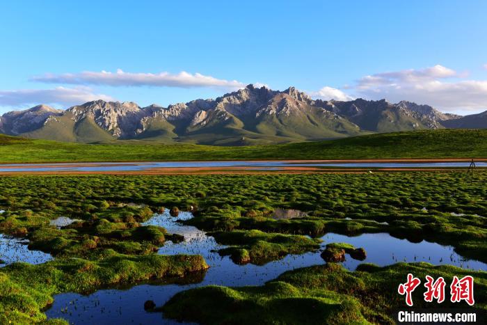 資料圖為三江源腹地果洛州美景如畫?！」逯菸麄鞑抗﹫D