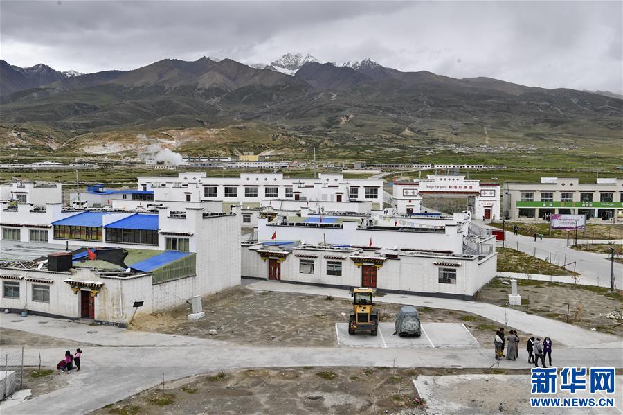 （脫貧攻堅(jiān)）（4）西藏當(dāng)雄：易地搬遷群眾奔小康