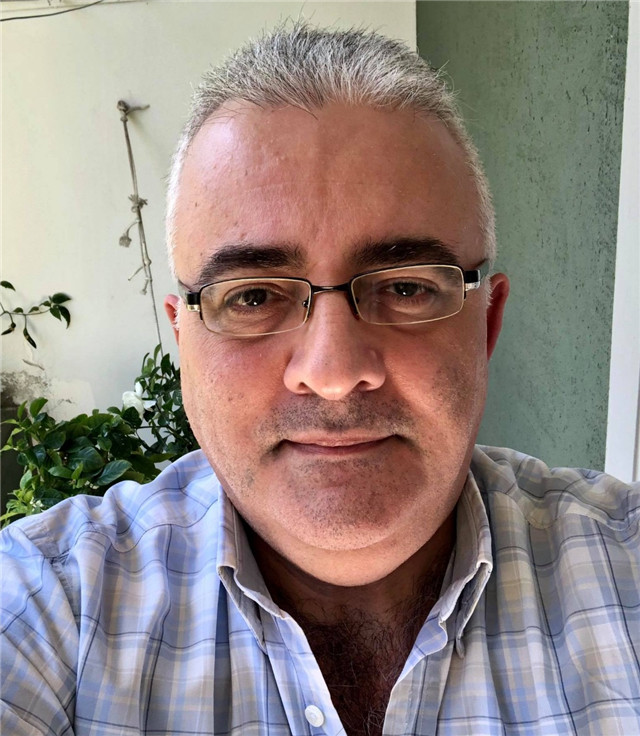 阿亞斯自拍照。受訪者供圖