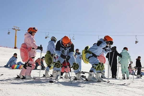 全球媒體聚焦 | 美國媒體:春節(jié)消費熱潮預(yù)示中國進(jìn)入消費新時代