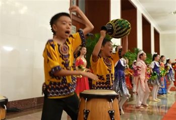 拉片看！從億點(diǎn)細(xì)節(jié)看懂中非情誼