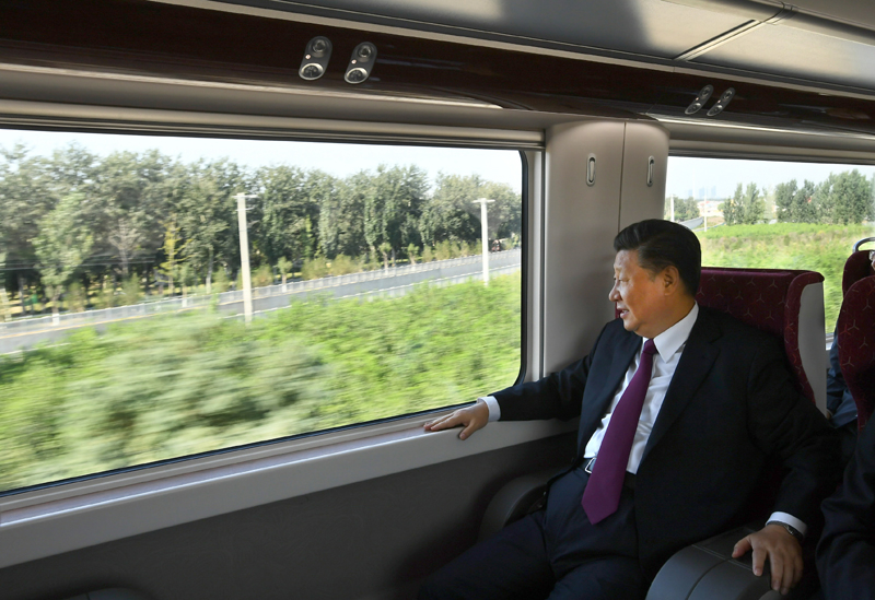 2019年9月25日，習(xí)近平總書(shū)記乘坐軌道列車(chē)前往北京大興國(guó)際機(jī)場(chǎng)。