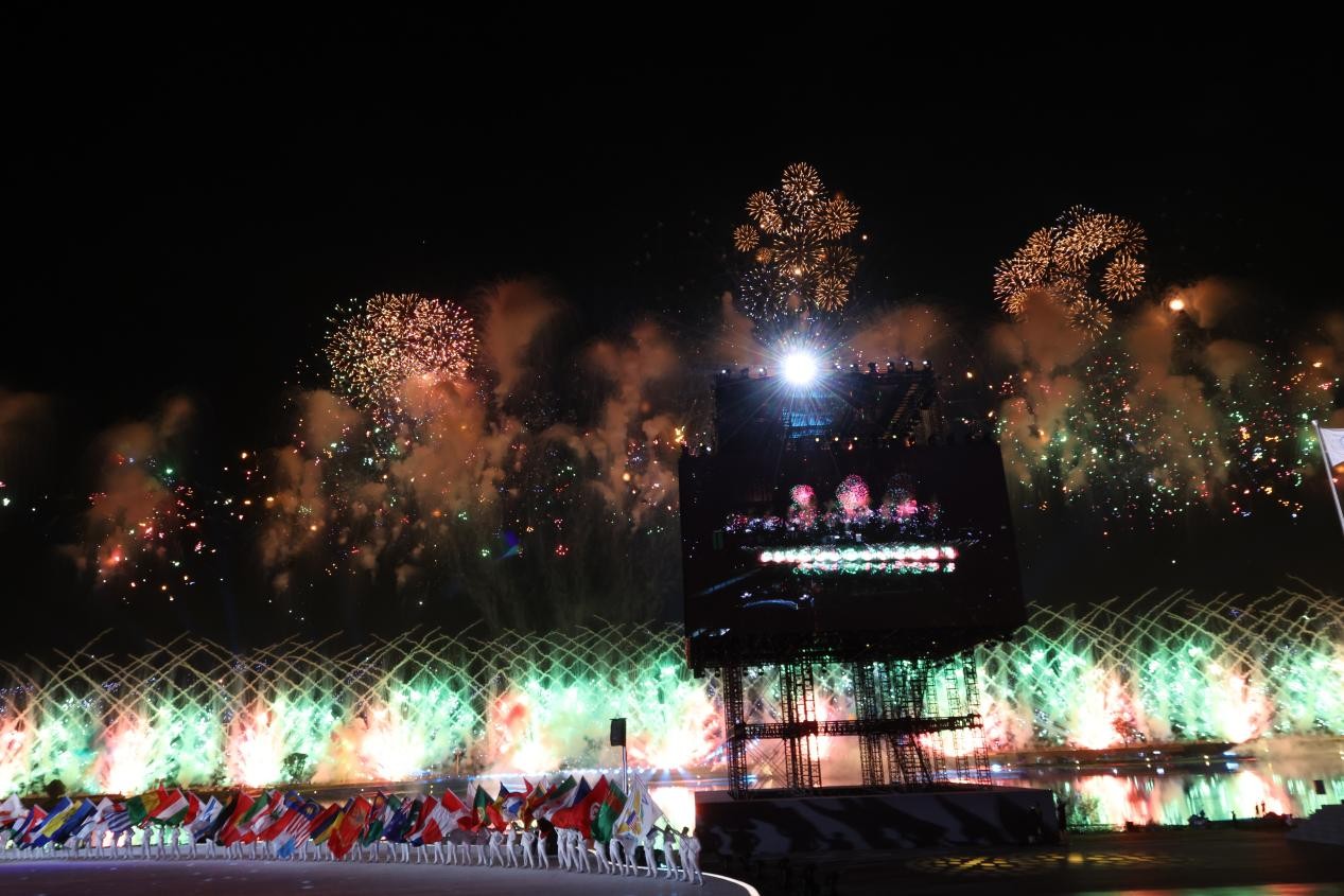 成都世運(yùn)會(huì)開(kāi)幕！展現(xiàn)出中國(guó)式現(xiàn)代化萬(wàn)千氣象