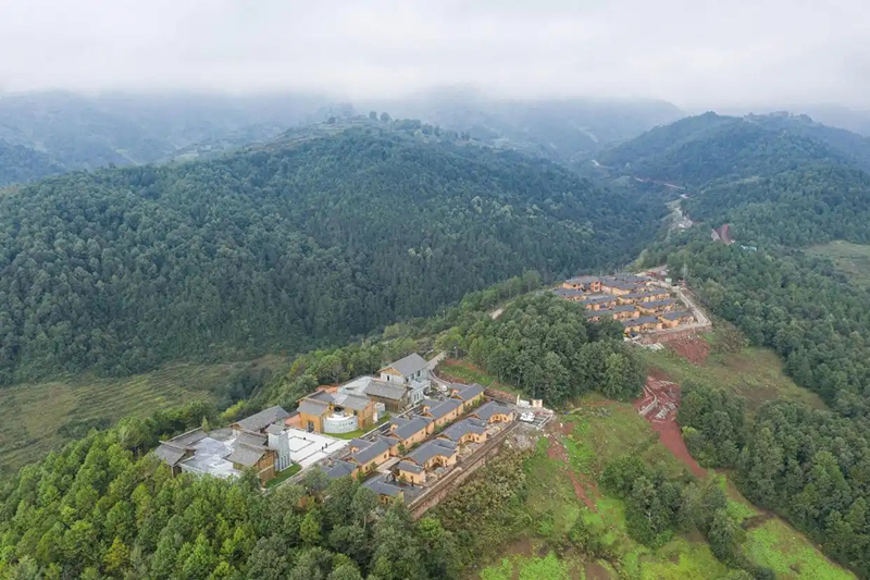 2020年10月13日拍攝的三河村新村聚居點(diǎn)。