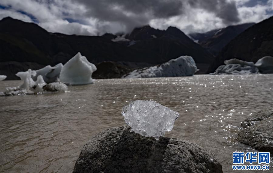 (新華視界)(7)壯美的來古冰川