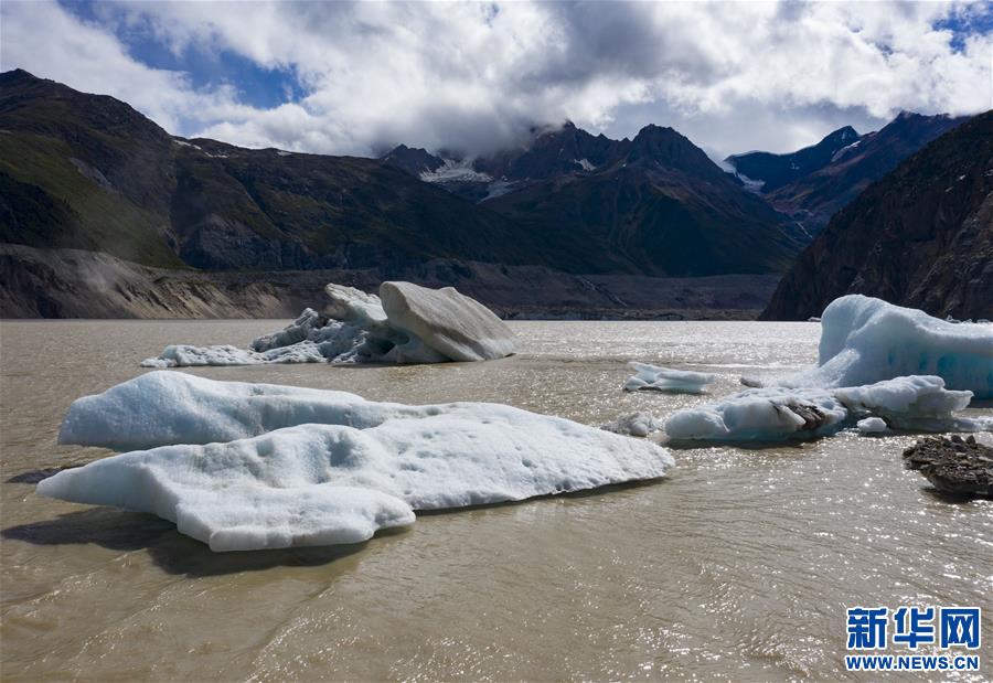 (新華視界)(8)壯美的來古冰川