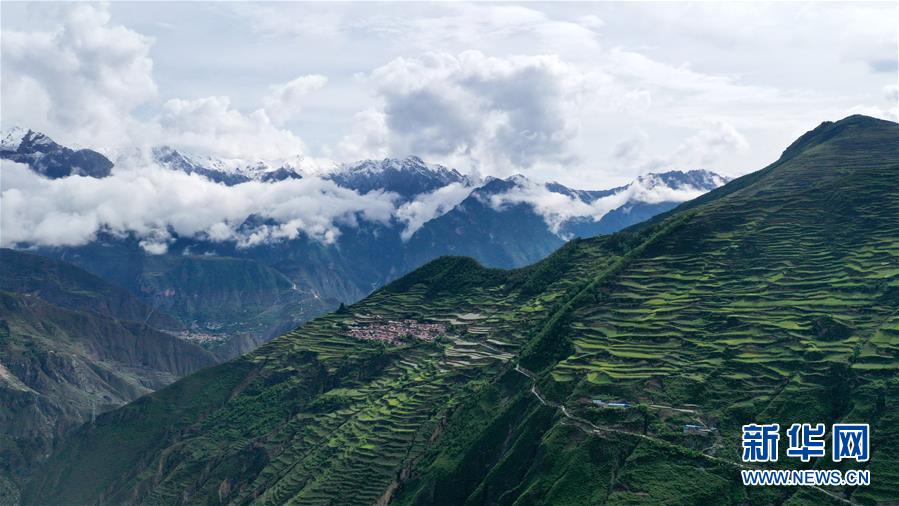 (美麗中國)(2)甘肅舟曲:云霧飄渺 岷山如畫