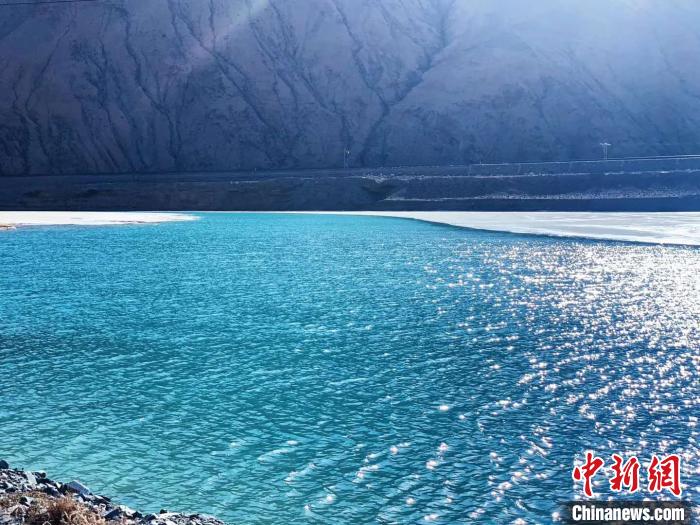 長江源頭河流、湖泊、濕地實(shí)現(xiàn)常態(tài)化巡查巡護(hù)