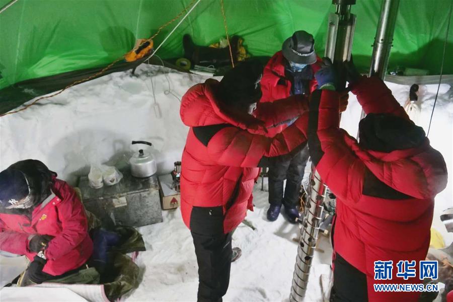 (圖文互動)(2)三江源冰川科學(xué)考察取得新進(jìn)展