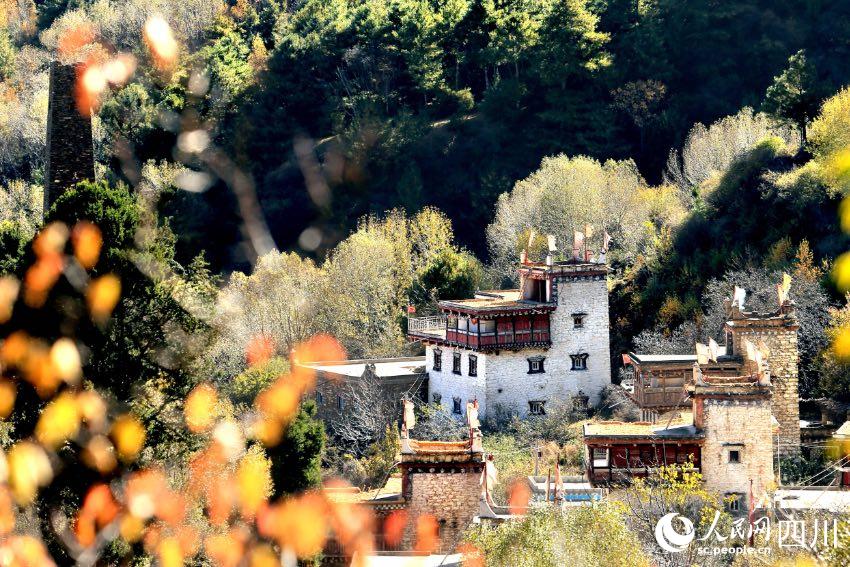 丹巴美景。李永安攝