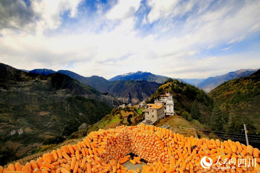 丹巴美景。李永安攝