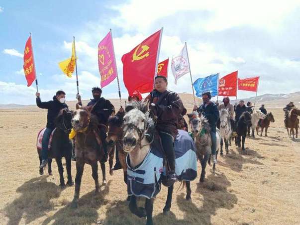 青?，斍撸厚R背宣講隊助推“1號”文件入腦走心