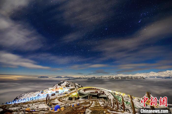 牛背山星空?！↑S業(yè)文 攝