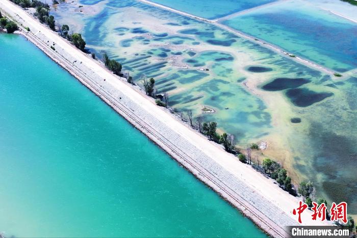 航拍貴德縣黃河?！●R銘言 攝