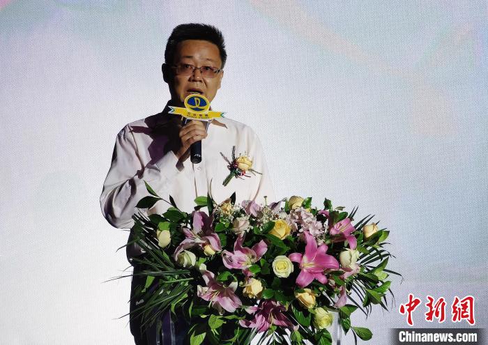 青海省首部生態(tài)紀(jì)錄電影《青?！の覀兊膰?guó)家公園》在西寧首映